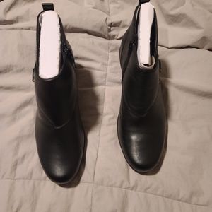 Clark's Malia surf boots